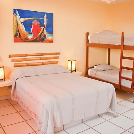 Hotel Grandmare & Bungalows-3